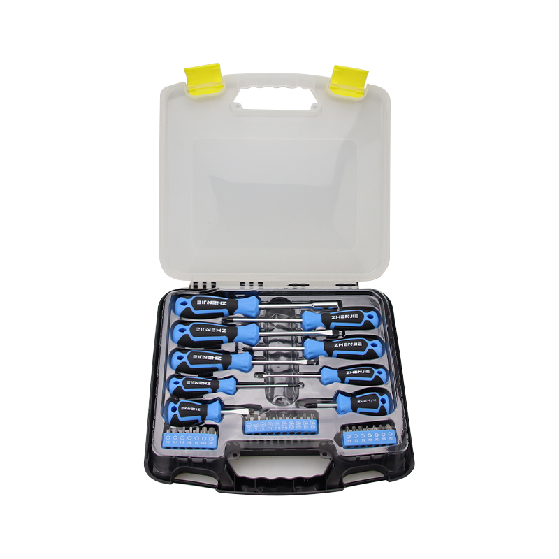 Pluces des services publics: polyvalents parmi les outils multifonctionnels