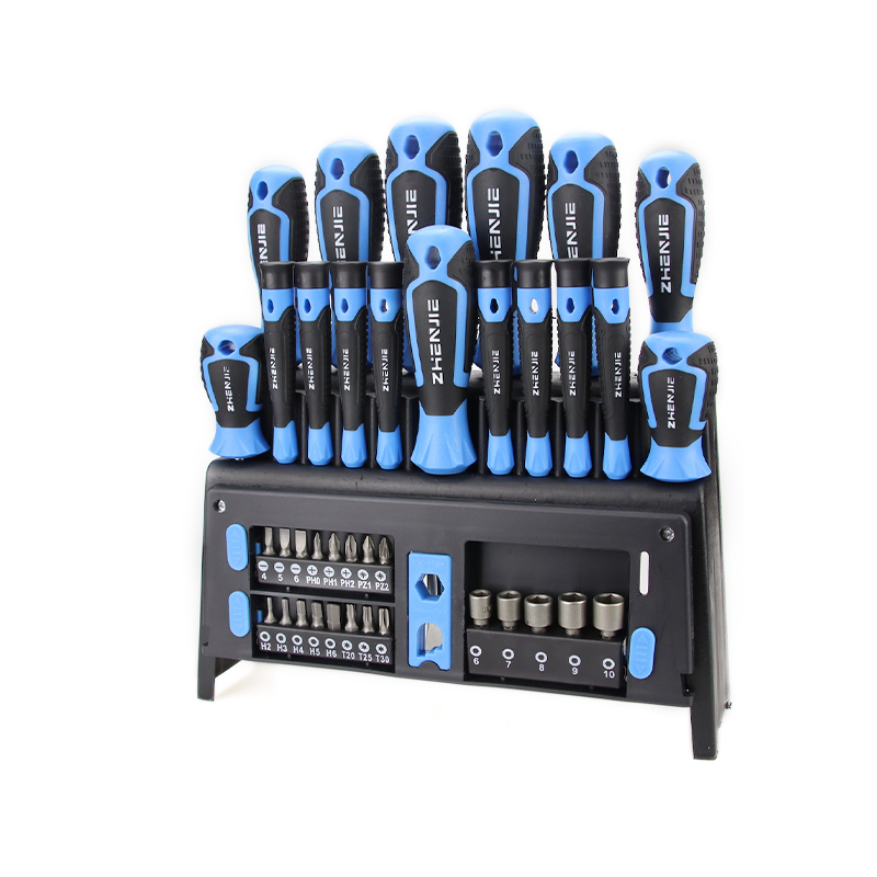 Pluces des services publics: polyvalents parmi les outils multifonctionnels