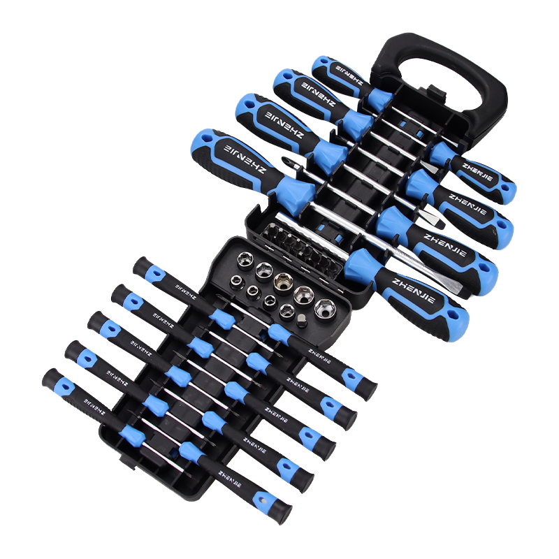 Pluces des services publics: polyvalents parmi les outils multifonctionnels