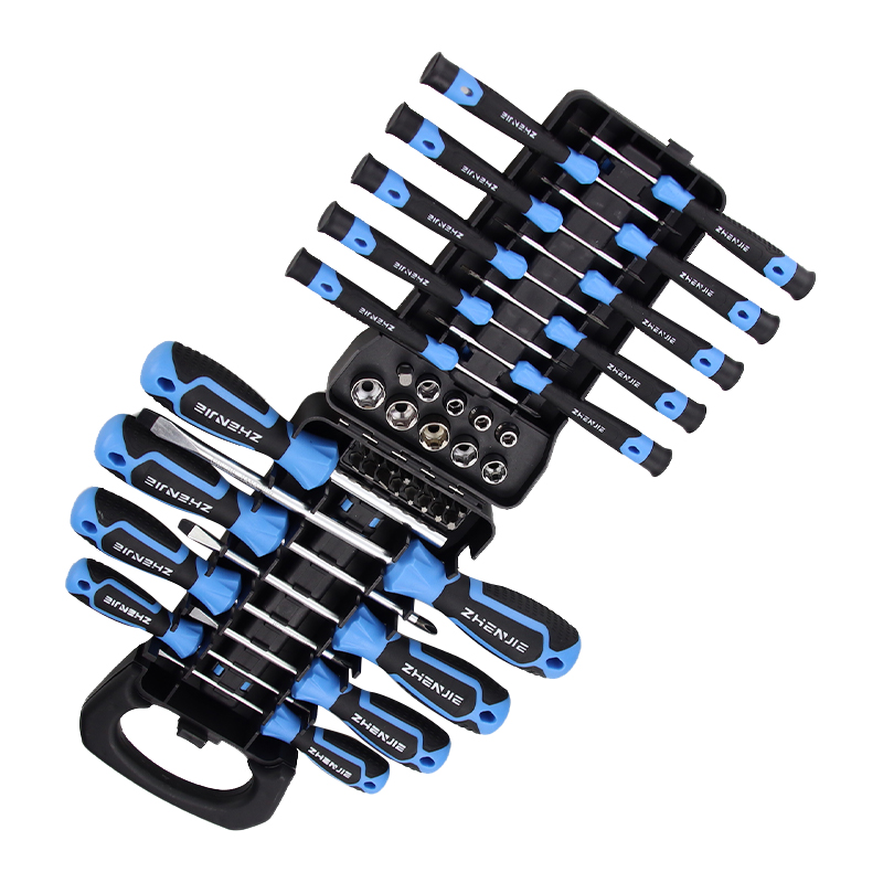 Pluces des services publics: polyvalents parmi les outils multifonctionnels