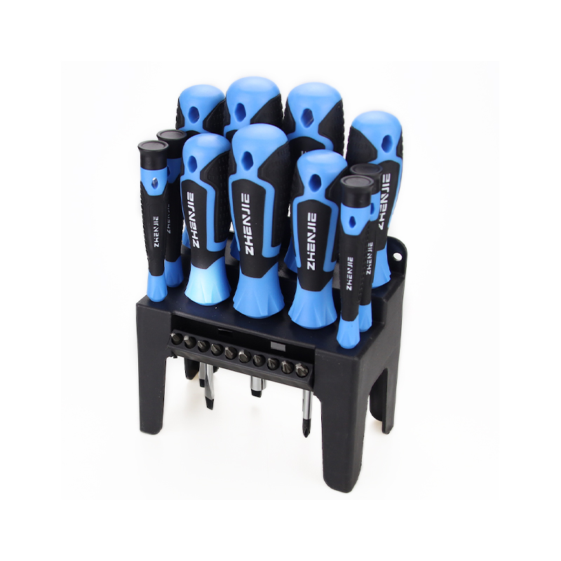 Pluces des services publics: polyvalents parmi les outils multifonctionnels