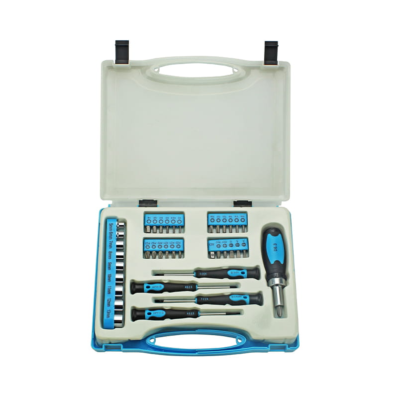 Pluces des services publics: polyvalents parmi les outils multifonctionnels